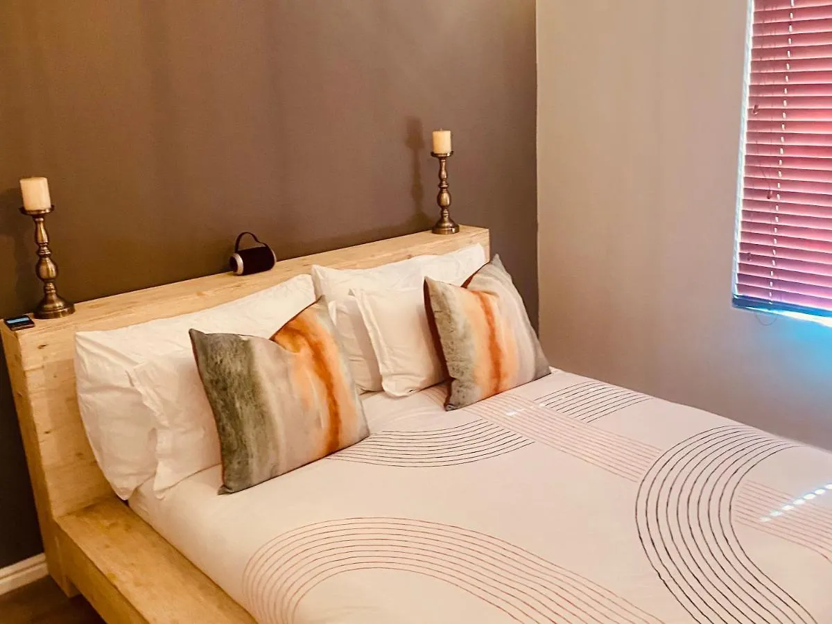 Mo'S Explorer Cape Town Vacation Apartment 0*,  Güney Afrika