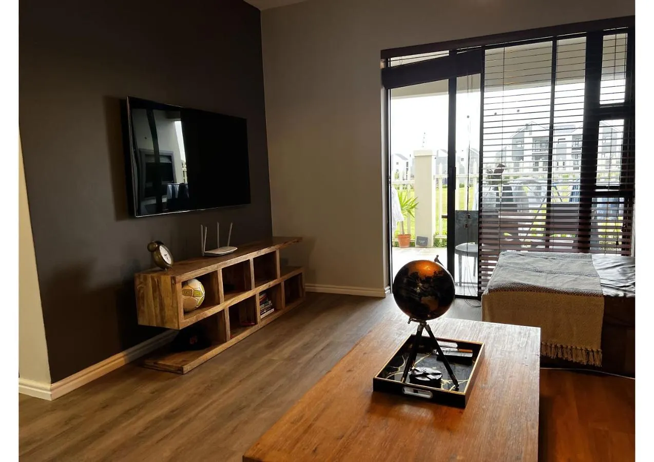 Mo'S Explorer Cape Town Vacation Apartment Güney Afrika